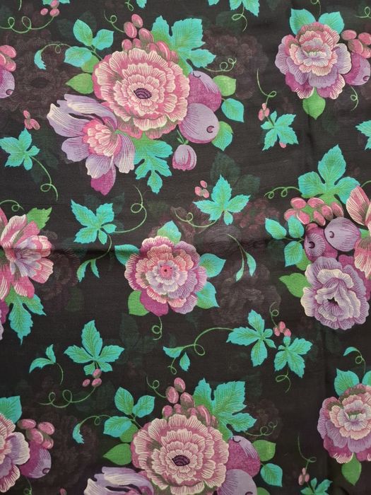 Отрез натуральной ткани крепдешин