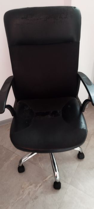 Офис стол -президентски