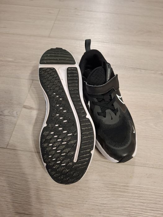 Детски летни маратонки Nike