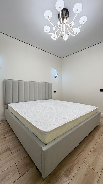 Кровать двуспальная