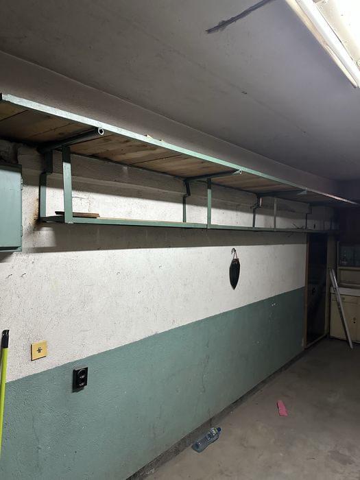 Дава се под наем Гараж / Паркомясто в Стара Загора, Център - 22 кв.м за 76.5 € - Снимка #2