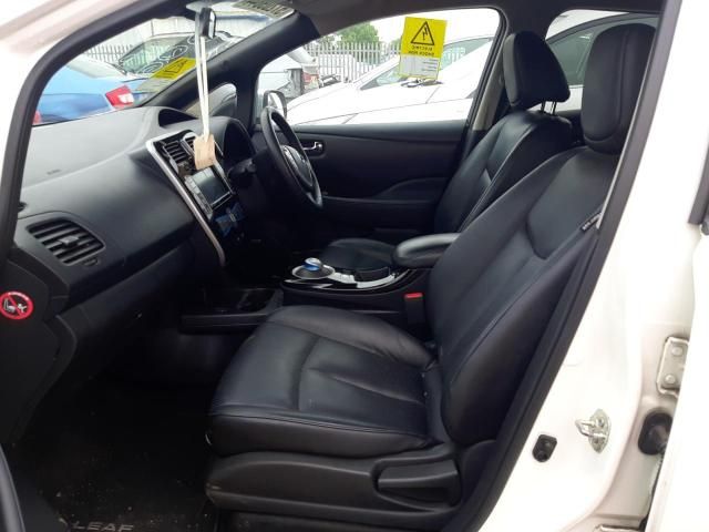 Dezmembrez Nissan Leaf 1