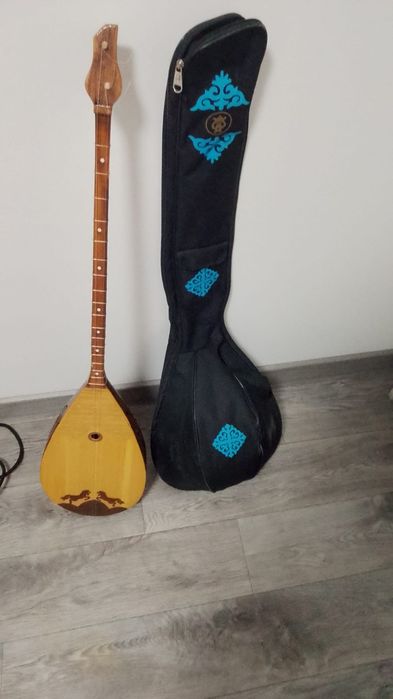 Домбырамен колонка сатылады