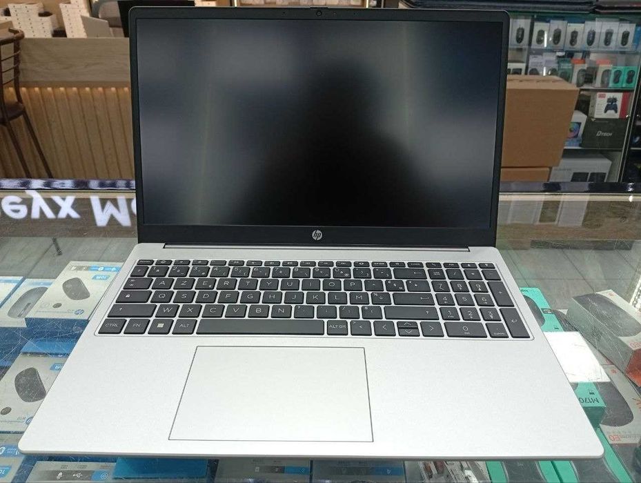 HP 255 G10 FHD IPS AMD R3 7330U DDR4 8gb ssd 512gb SHARED SILVER