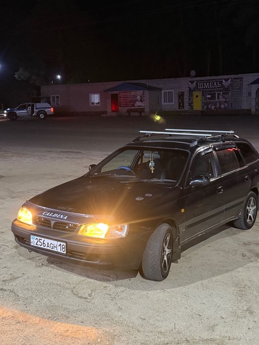 Продам тойоту Калдину