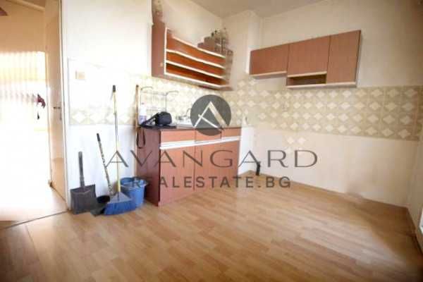 Продава се Тристаен апартамент в Пловдив, Кършияка - 90 кв.м за 1334 €/кв.м - Снимка #3