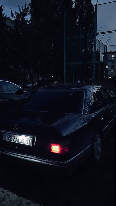 Продам мерседес 124