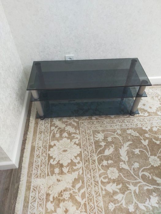 Продается журнальный столик