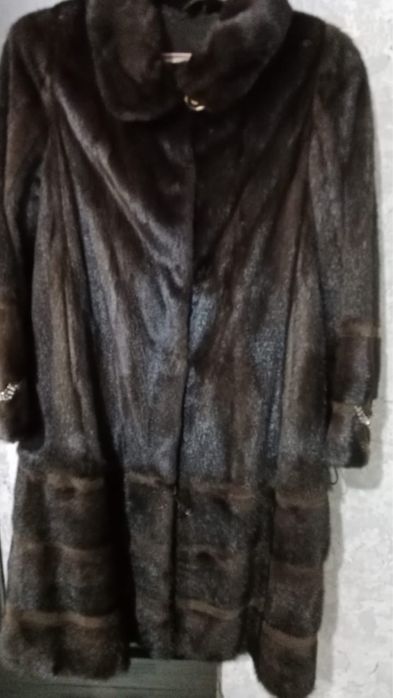 Шуба норковая, цельная