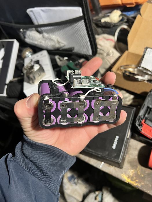 Reparatii acumulatori china