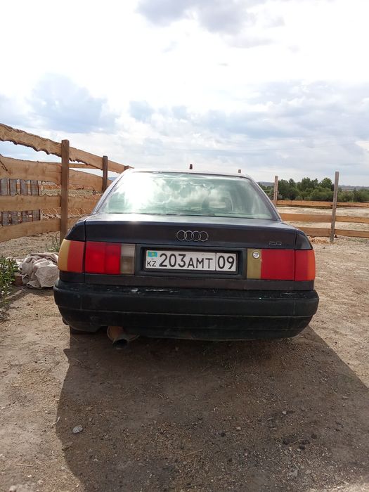 Продается Ауди 100 с4