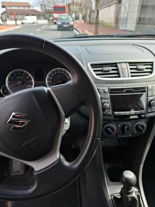 Suzuki Swift 1.2 бензин