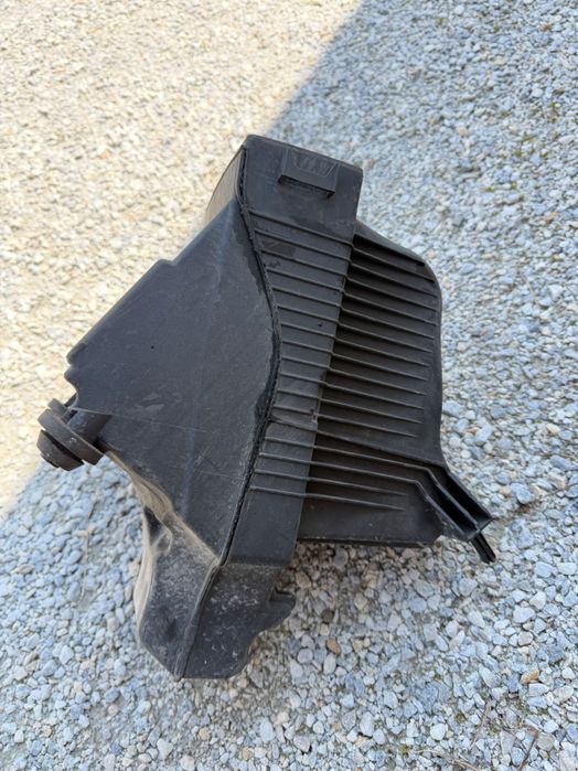 Кутия въздушен филтър за NISSAN JUKE 1.5DCI