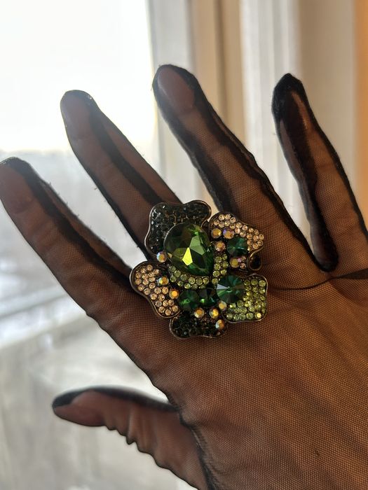 Крупное эффектное кольцо на любой размер