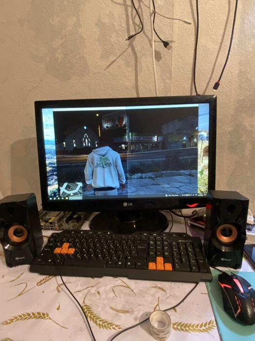 Компьютер настолны