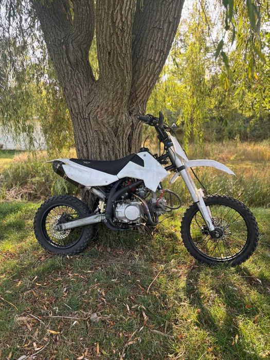Cross Apollo RXF150