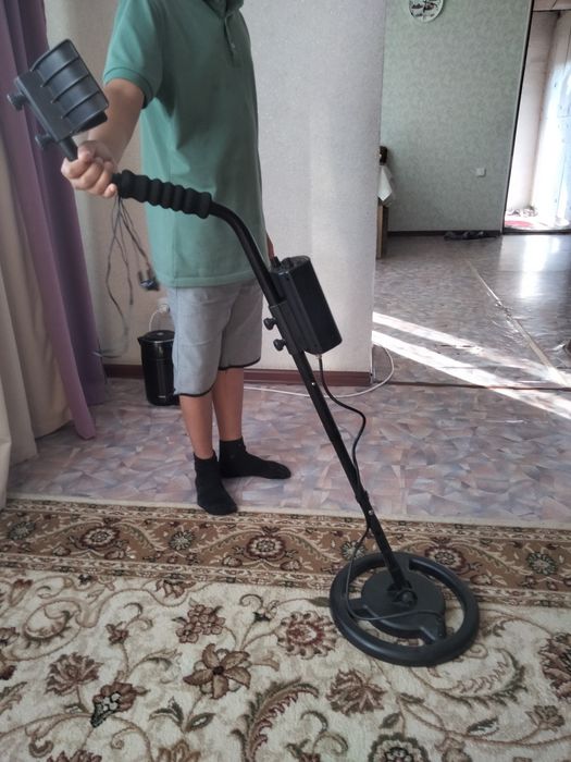 Металл искатель,