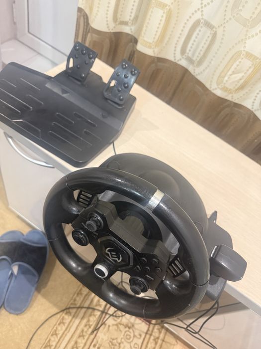 Продам игровой руль