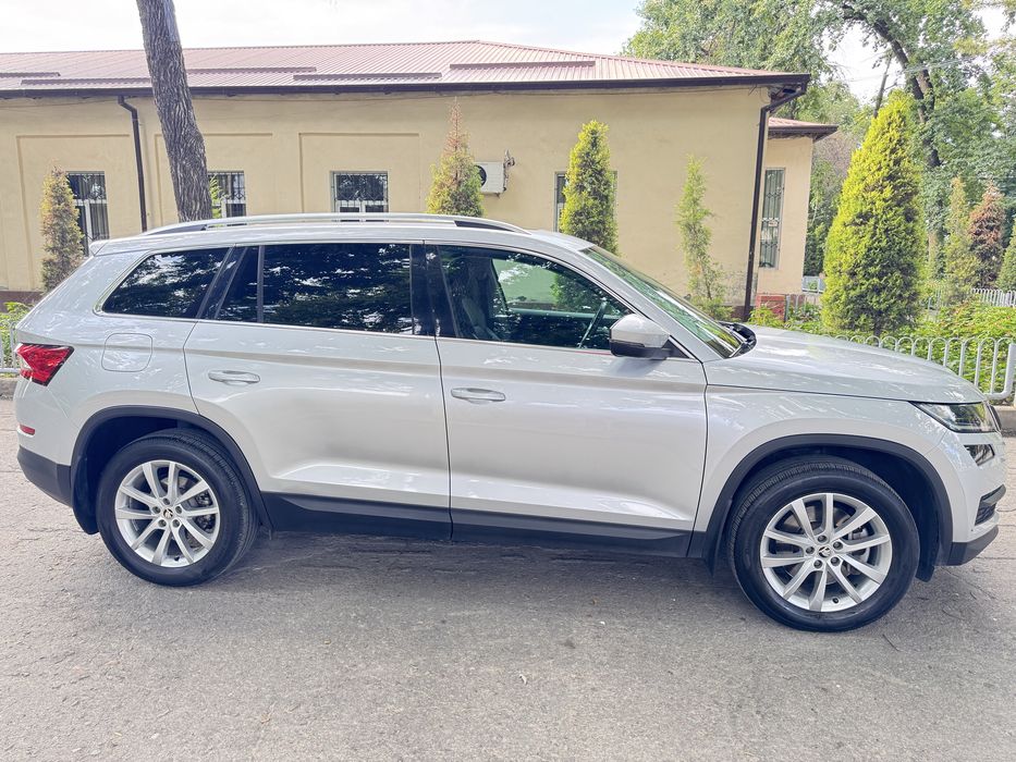 Skoda Kodiaq 2021, 2.0 AT (180 л.с.), 4WD, Комплектация Style (7 мест)