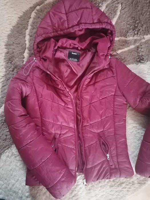 Дамско яке Bershka