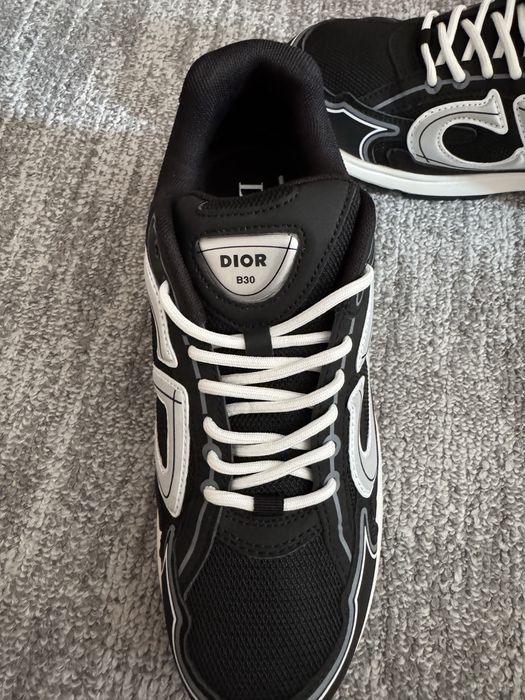 Adidasi Dior B30