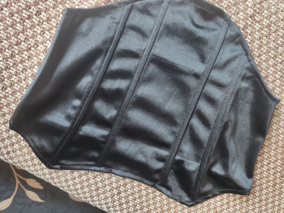 Стильные,элегантный корсет в виде топа