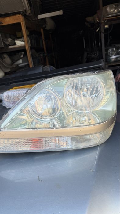Фары Lexus RX 300.330
