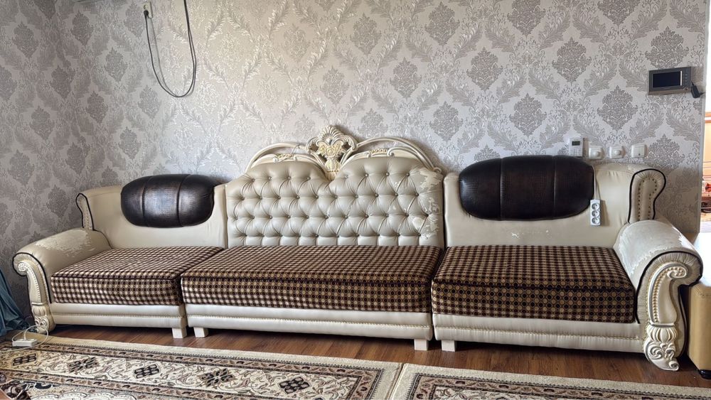 Мебель в хорошом состояние