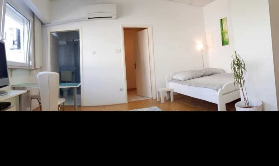 Дава се под наем Едностаен апартамент в Пловдив, Мараша - 37 кв.м за 163.2 € - Снимка #2