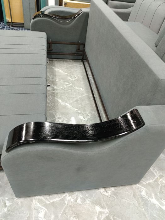 Продам  диван 3х местный раскладной