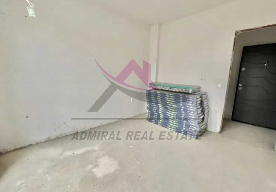 Продава се Тристаен апартамент в Варна, м-т Траката - 85 кв.м за 1942 €/кв.м - Снимка #3