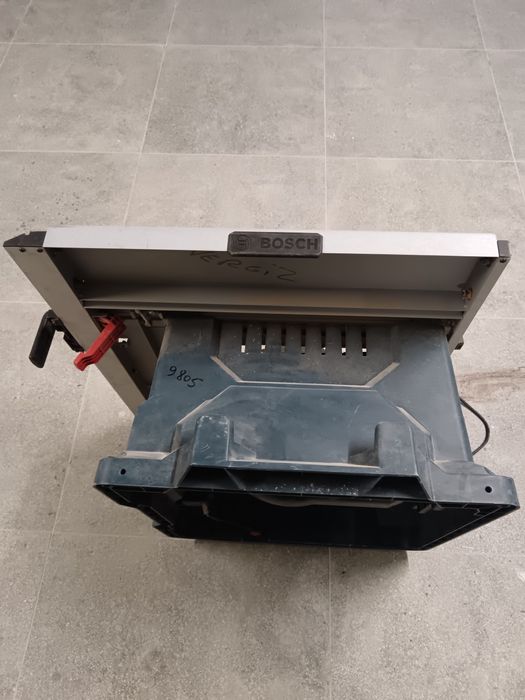 Дисковая настольная пила BOSCH