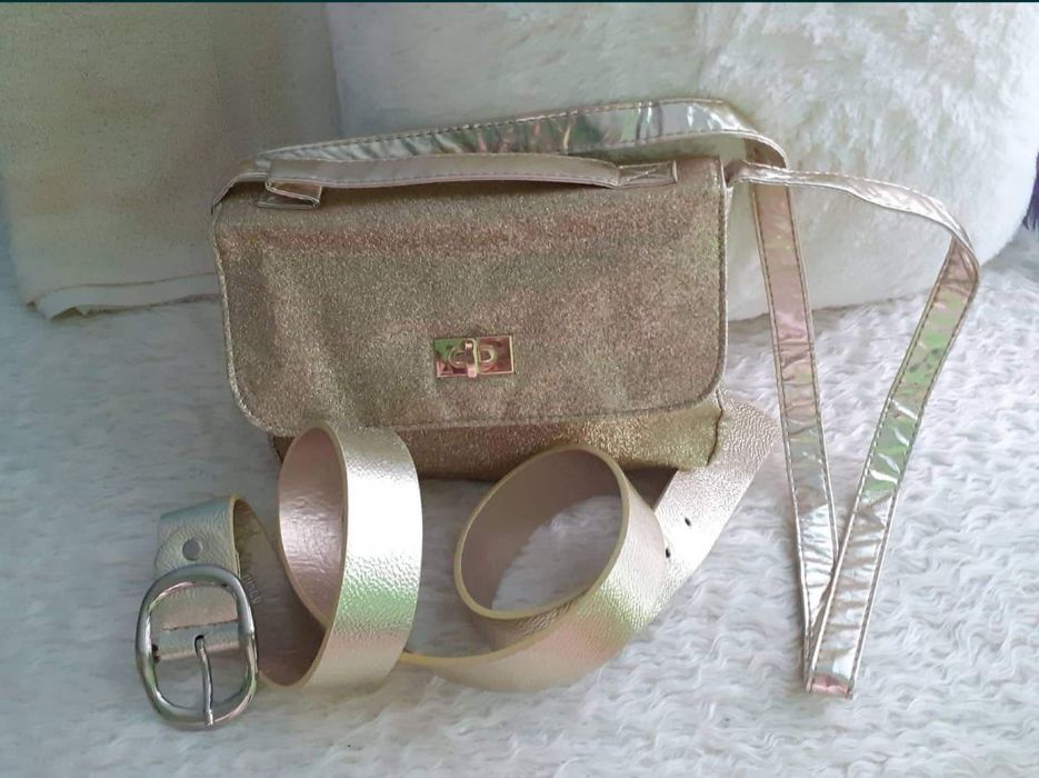 Дамски чанти дънкови, кожени, кадифе