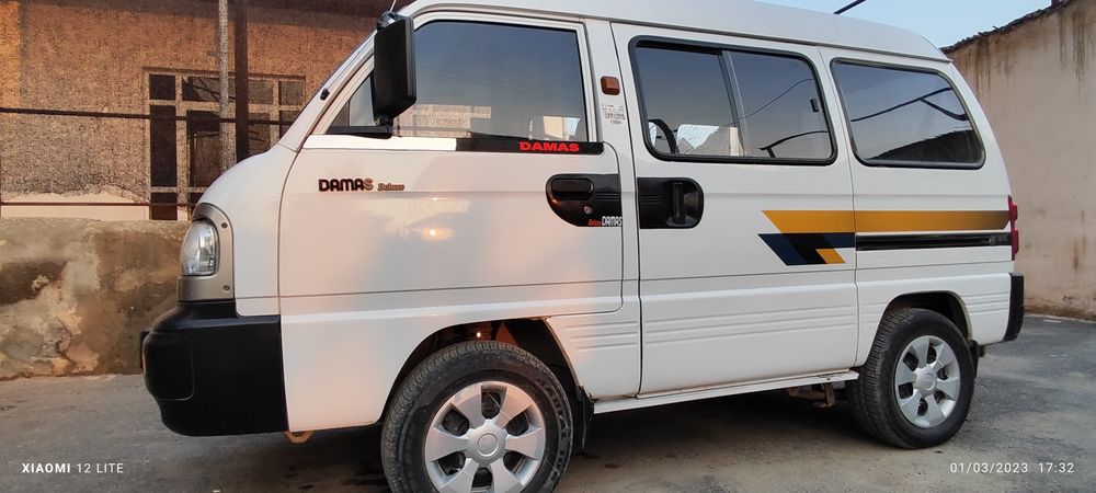 Damas sotiladi. 6000