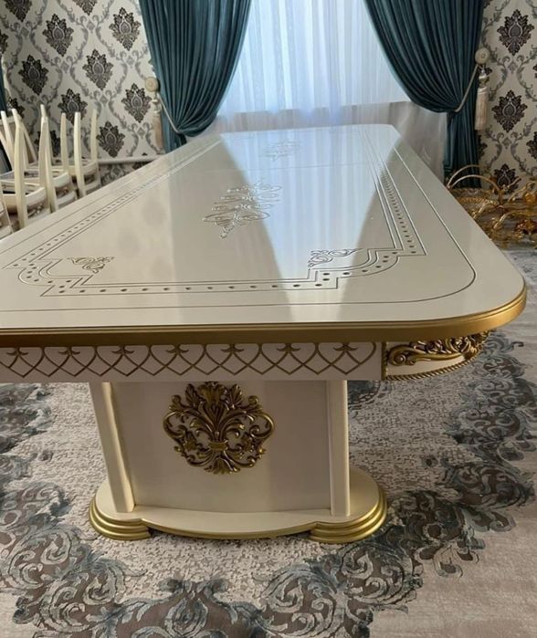 Продам стол с доставкой