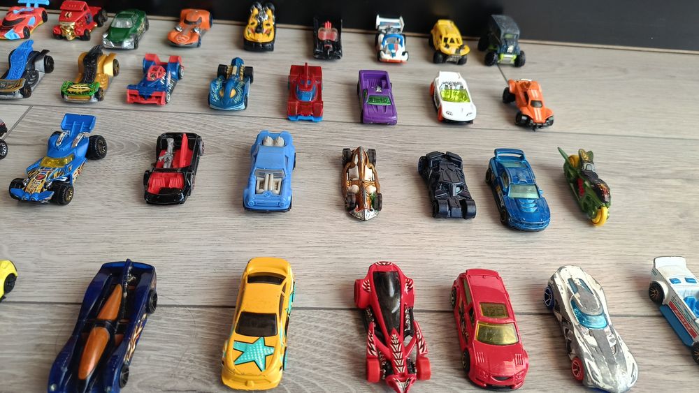 Колички  Hot Wheels