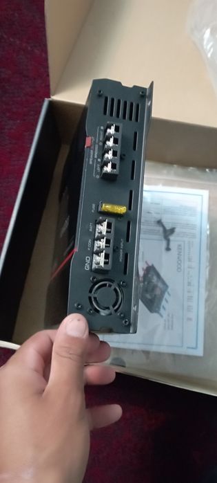 KENWOOD 500W USLITEL. Xolati yangi xali ishlatilmagan