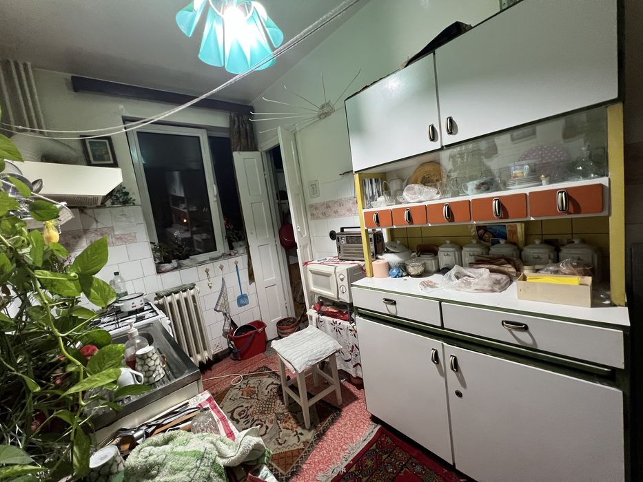 Mobila Veche Lemn Masiv Comunista 1970