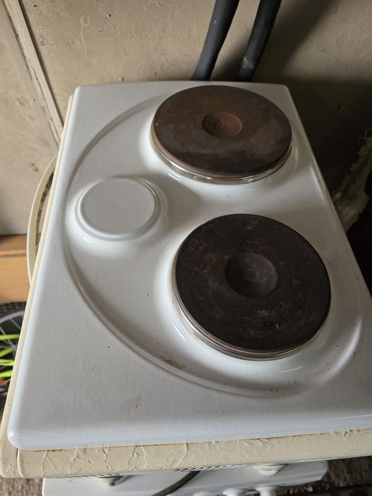 Фурна Снайге електрическа