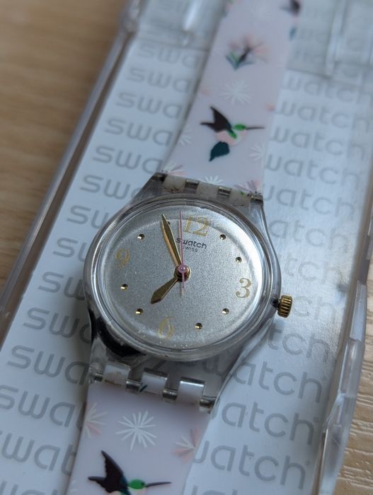 Дамски и детски часовници Swatch