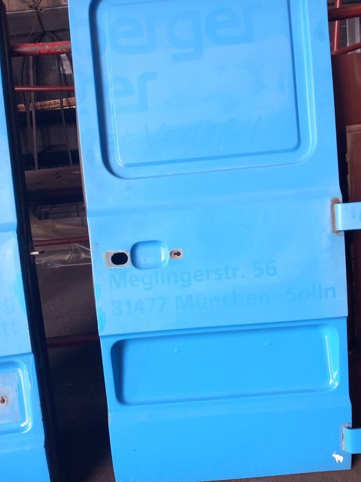 Задни врати за бус мерцедес МБ 100Д