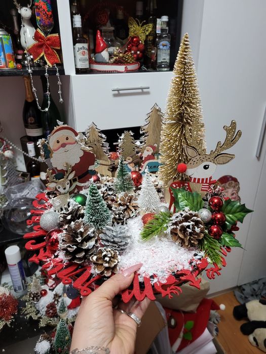 Decoratiuni de Craciun lucrate manual