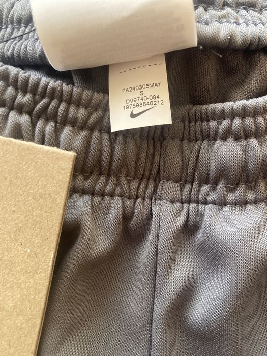 Анцуг nike dri-fit