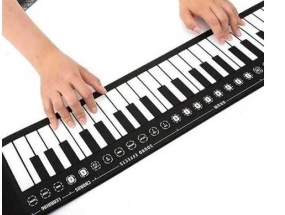 Vand pian portabil nou în cutie