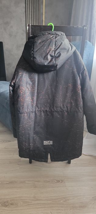 Продам куртку на мальчика