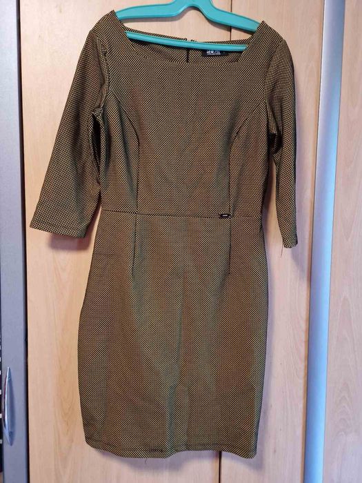 Елегантни пролетни рокли