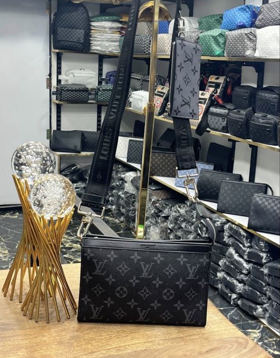Мъжка Чанта / Louis Vuitton
