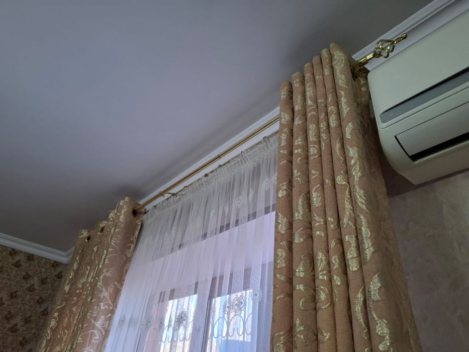 Продам карниз и шторы с тюль