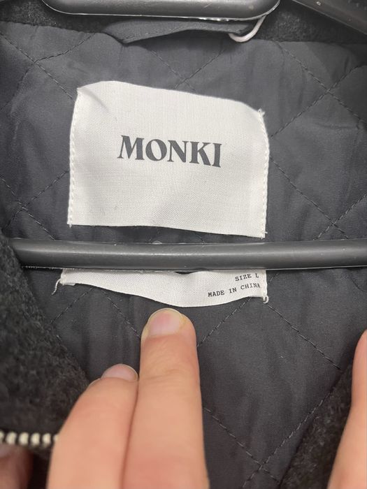 Дамсо зимно яке MONKI