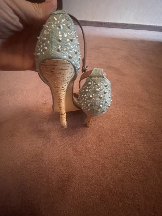 Дамски сандали